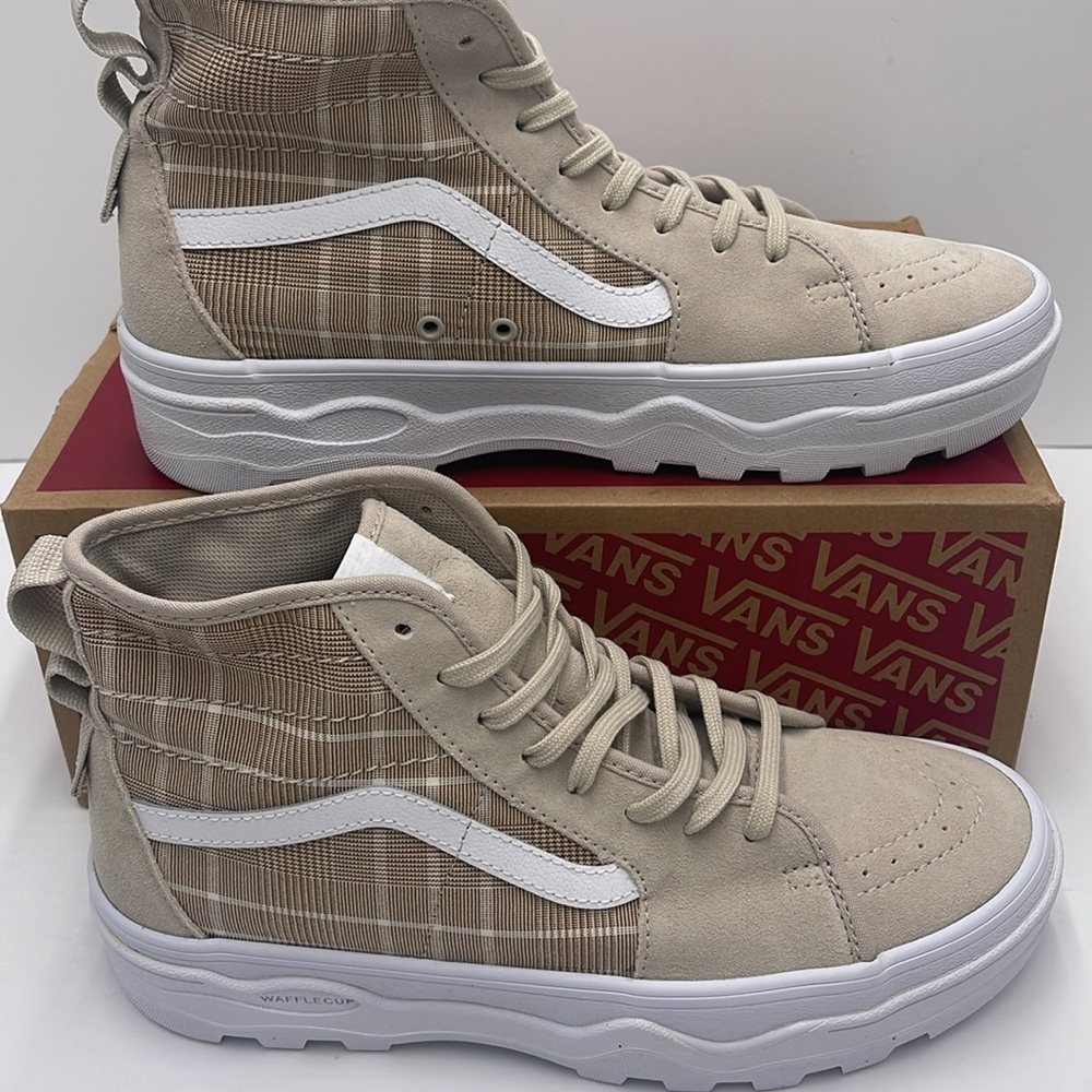 Vans WMNS Sentry Sk8-Hi Plaid French Oak
VN0A5KY5BLL Sneakers - Picture 2 of 16